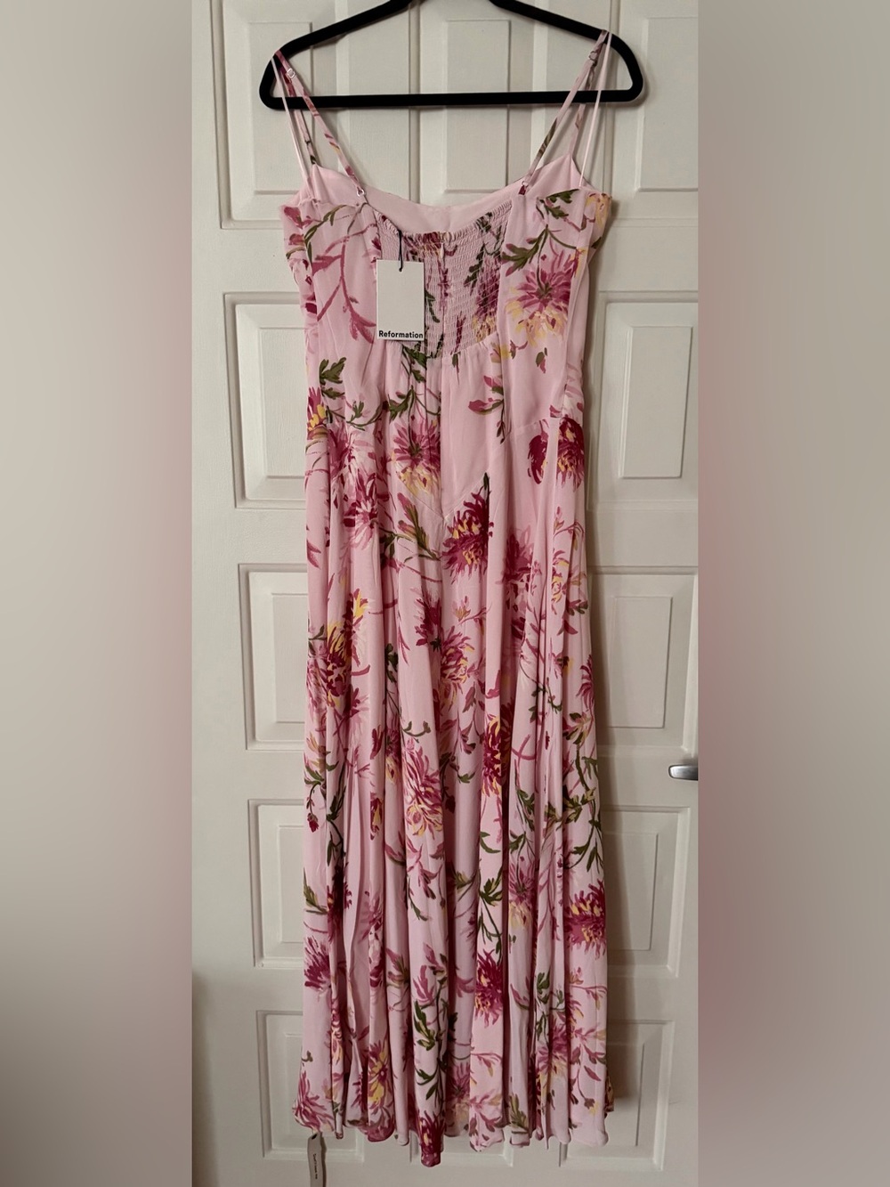 Reformation Bea Dress in Chrysanthemum - Picture 5 of 10
